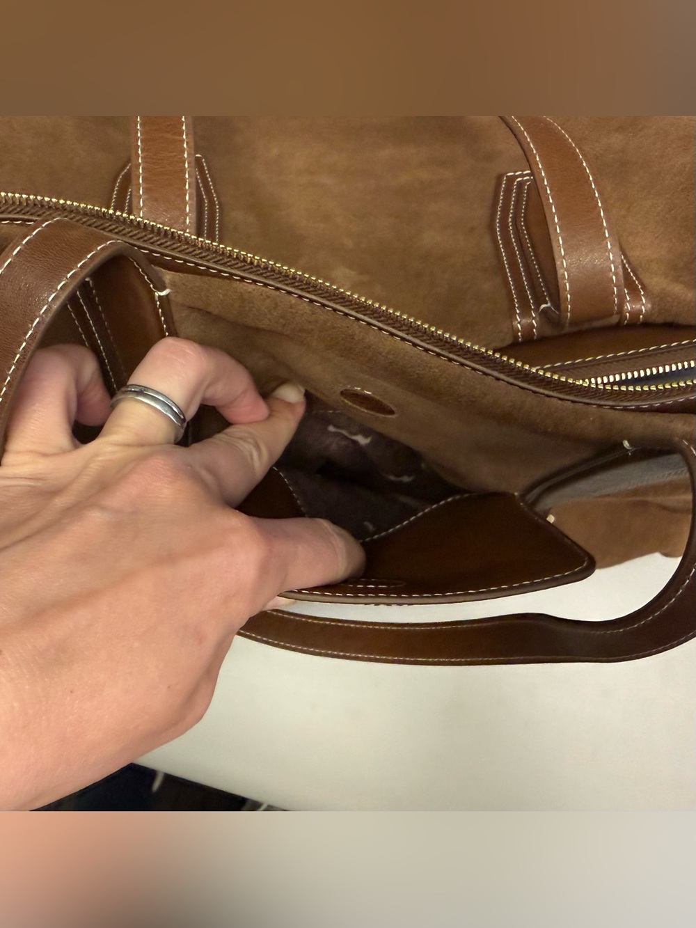 Songmont Medium Yore Duffle Bag - Sandal Suede 🧸♥️ - Picture 10 of 13